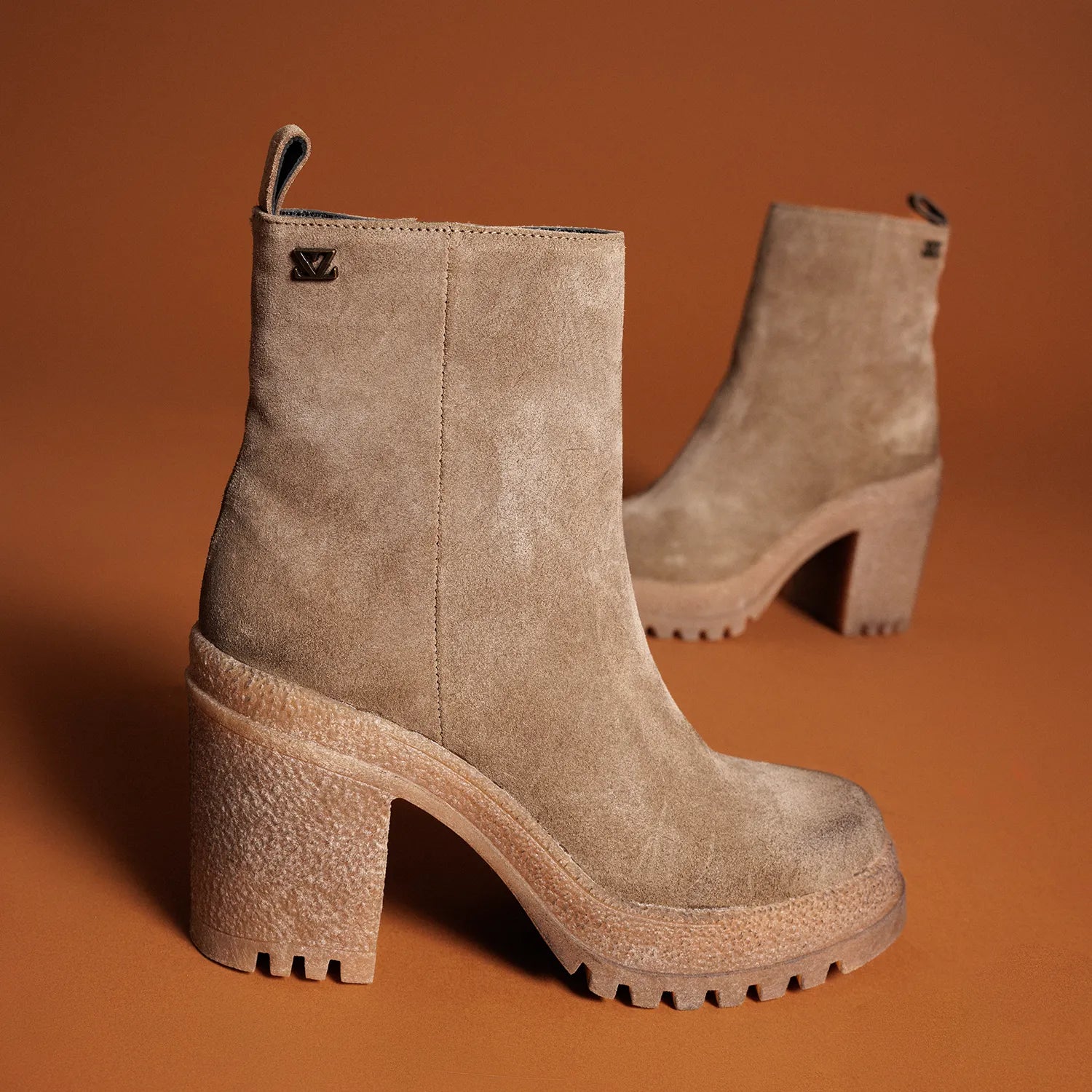 lazamani-rowan-damen-wildleder-boots-taupe image 2